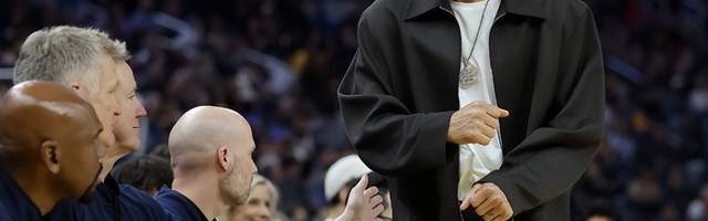 九游体育入口-一夜3大消息！库里伤情更新，哈登创里程碑，快船迎重大利好