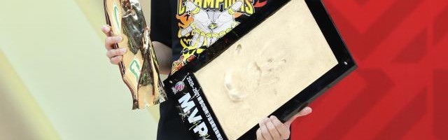 jiuyou-FMVP归属胡明轩 不知疲倦的他，就是广东队的缩影