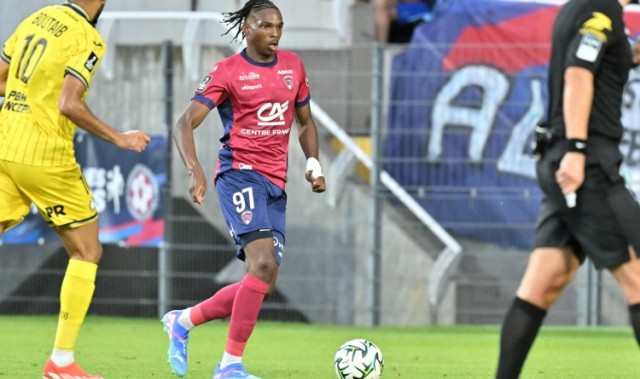 名记：拜仁也有意雷恩后卫雅凯，但认为5000万欧的价格太贵